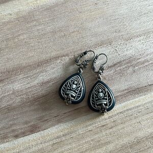 Lucky brand dangle earrings